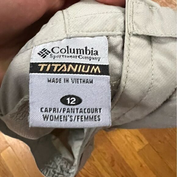 Columbia Convertible  Roll Up Hiking Pants Size 12 - Picture 2 of 8